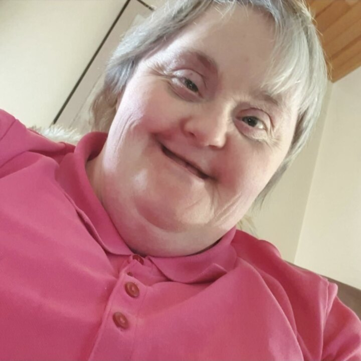 You are currently viewing Annette Devine