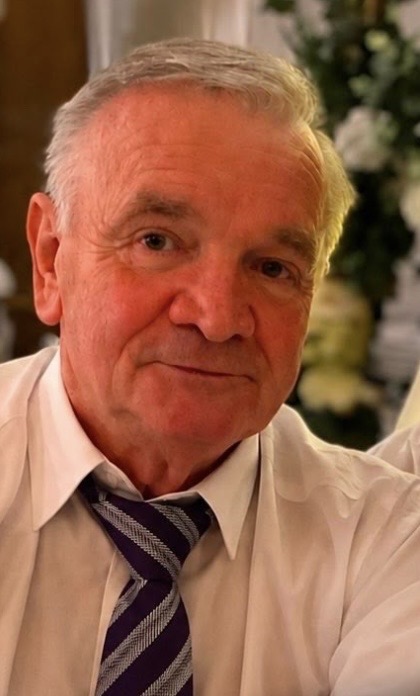 You are currently viewing Tom Meehan