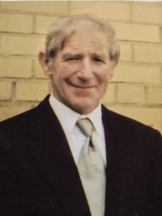 You are currently viewing Séamus Martin
