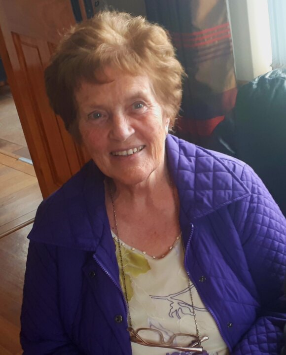 You are currently viewing Teresa McLaughlin (née Larkin) (Grainne)